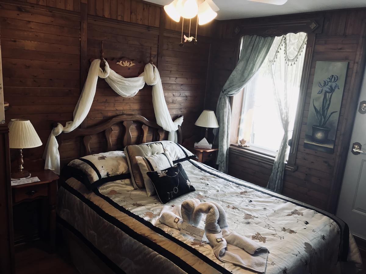 Auberge La Cote D'Or Петіт-Рів'єр-Сен-Франсуа Екстер'єр фото
