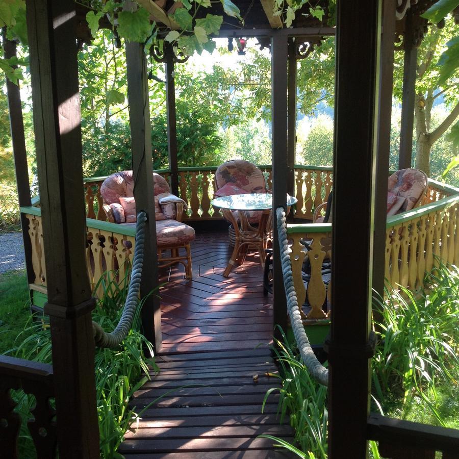 Auberge La Cote D'Or Петіт-Рів'єр-Сен-Франсуа Екстер'єр фото